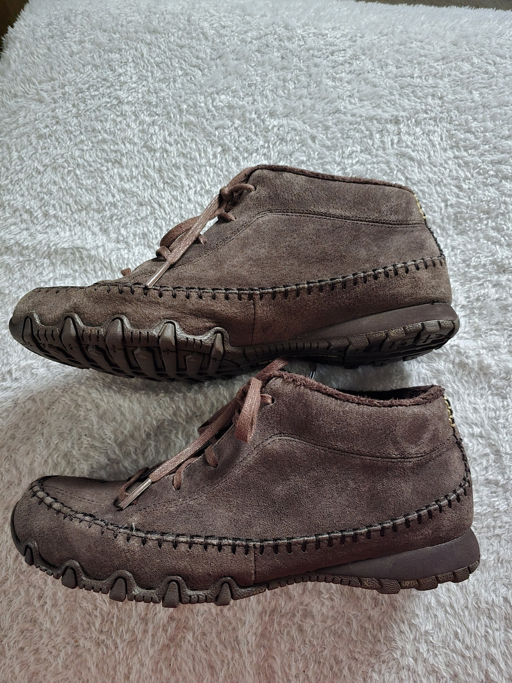 Skechers Relaxed Fit Bikers Totem Pole Suede Chukka Boots Brown Women's 9
